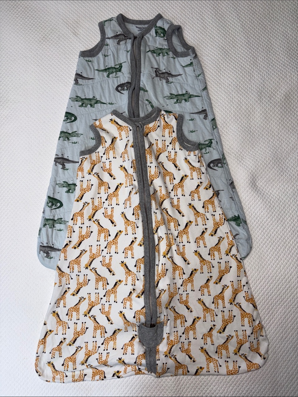 Sleeveless Kids Zip Sleep Sacks - Dinosaur & Giraffe Prints, White/Gray